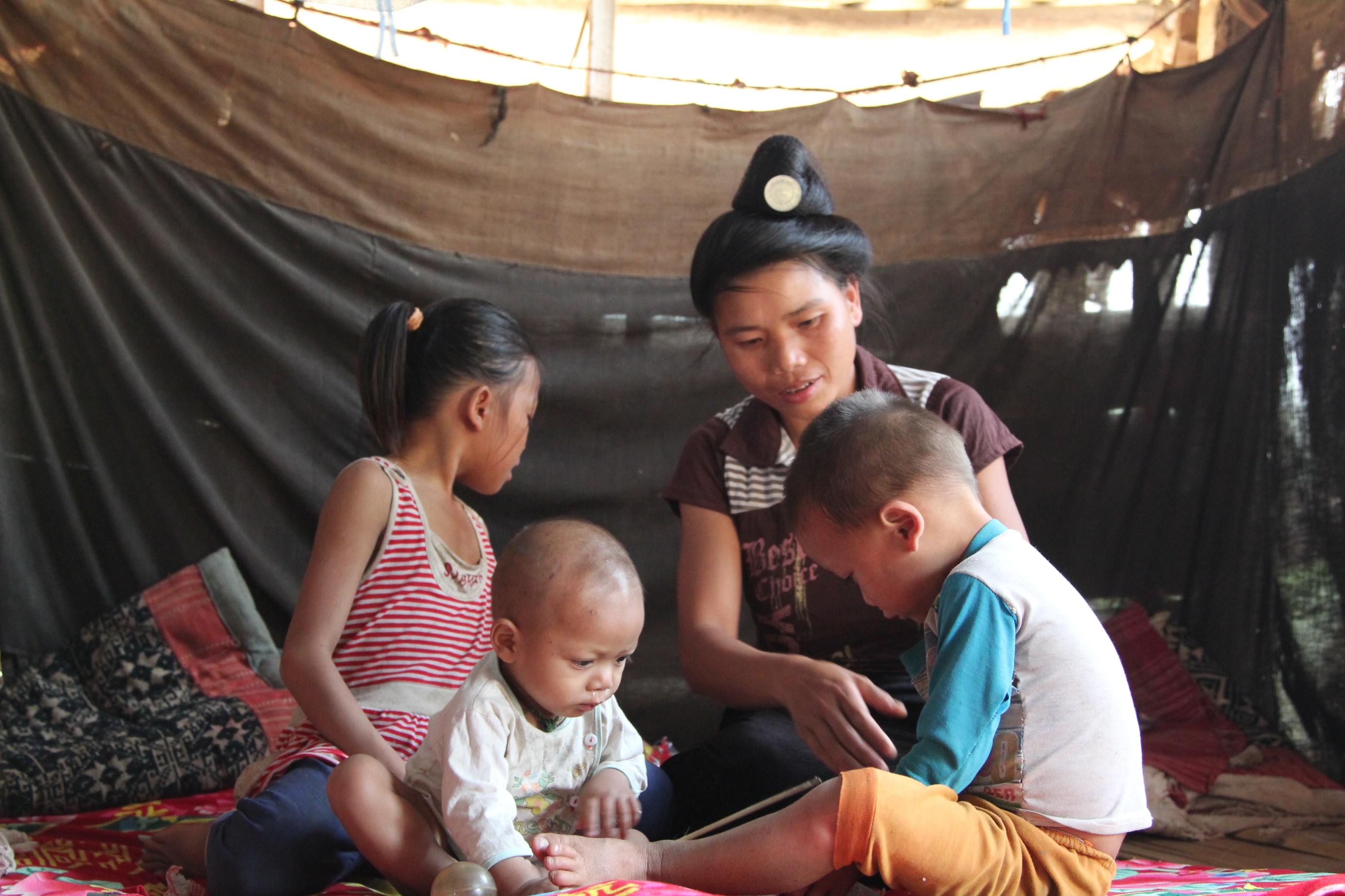 Increased Efforts to Tackle HIV in Remote Villages Vietnam World